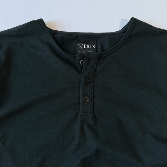 Cuts Clothing AO Henley Split-Hem Long Sleeve Shirt Black Large - Picture 2 of 7